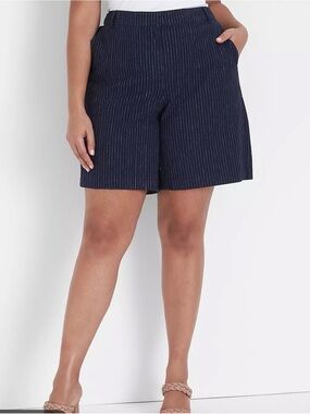 NWT Lane Bryant Women's Navy Pinstripe Bermuda Shorts size 20 Linen blend